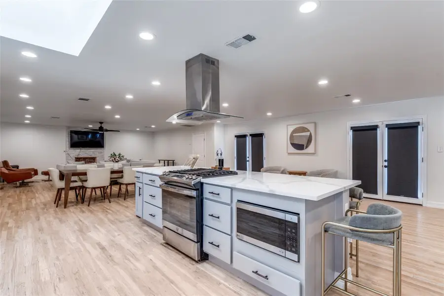 3307 Pine Tree Circle, Farmers Branch, TX 75234 - Image #3