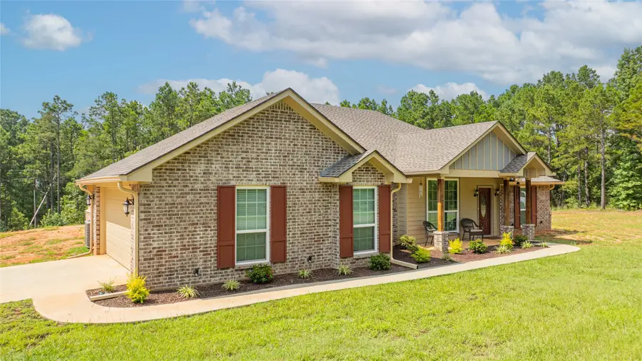 525 Lake Gladewater Road, Gladewater, TX 75647 - Image #2