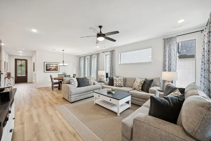 1877 Lakemont Drive, Van Alstyne, TX 75495 - Image #3