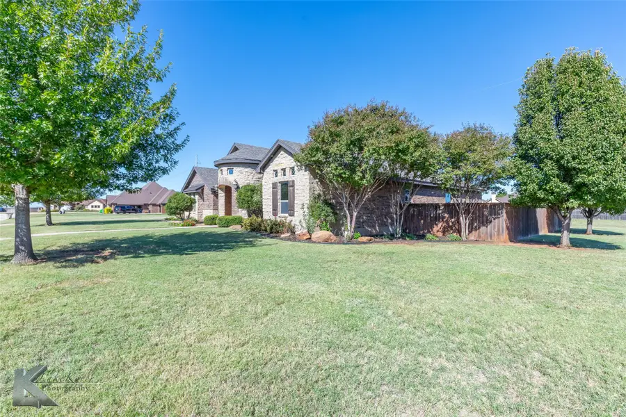 202 Periwinkle Trail, Abilene, TX 79602 - Image #2