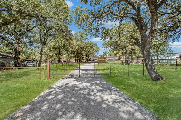 6643 Fm 2123, Paradise, TX 76073