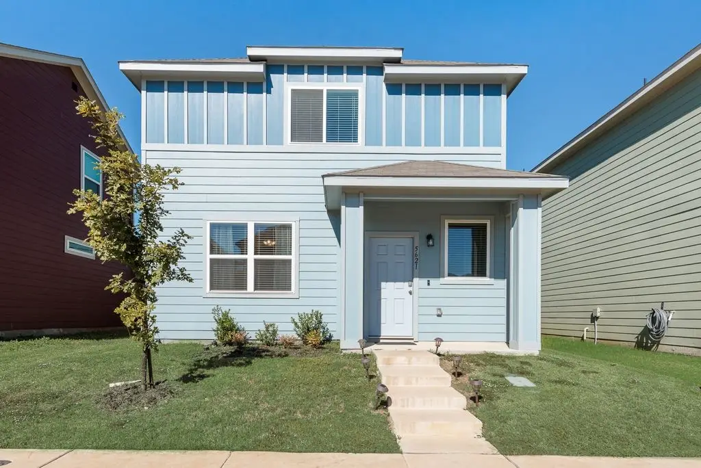 5621 Topwater Trail, Fort Worth, TX 76119 - Image #1