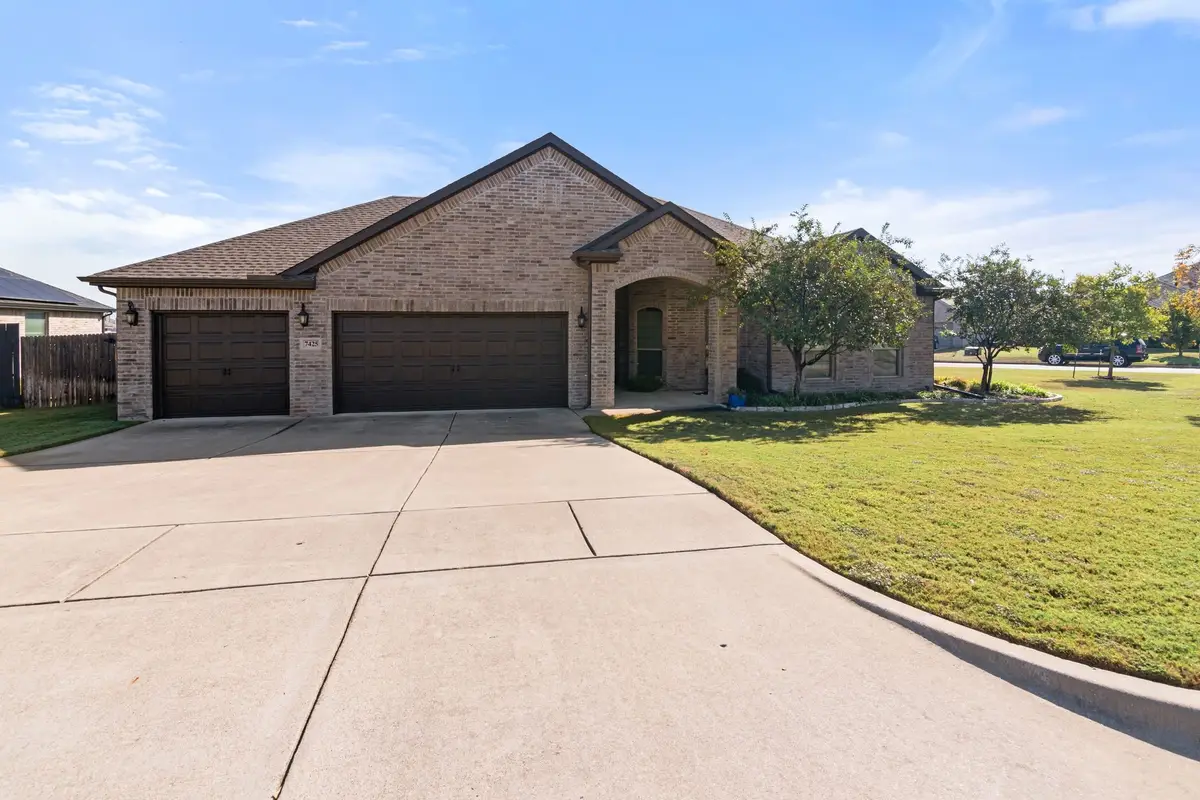 7425 Waterwell Trail, Forest Hill, TX 76140 - Image #1