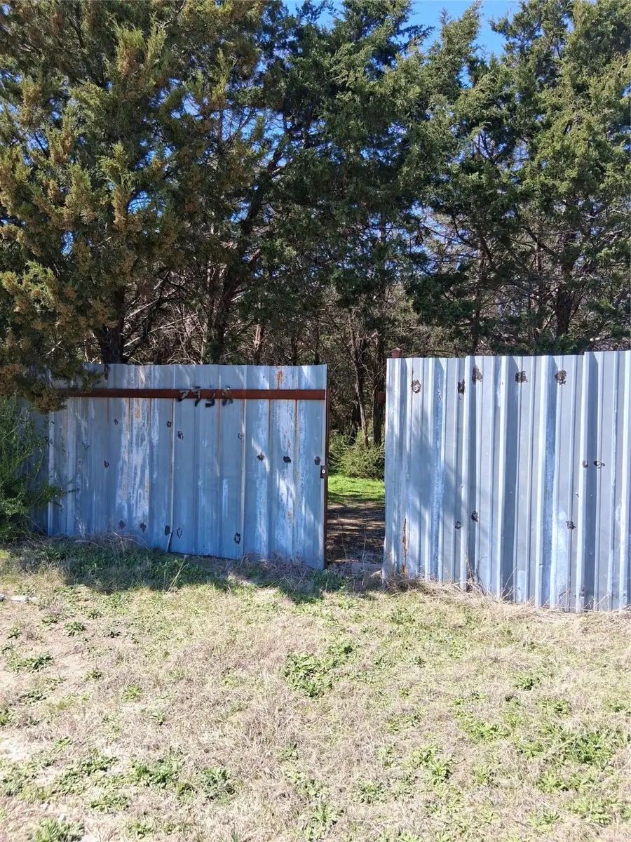 15 Mask Drive, Dallas, TX 75241 - Image #2