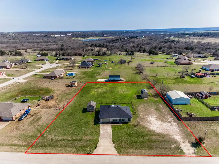 2740 Lexie Lane, Waxahachie, TX 75167 - Image #2