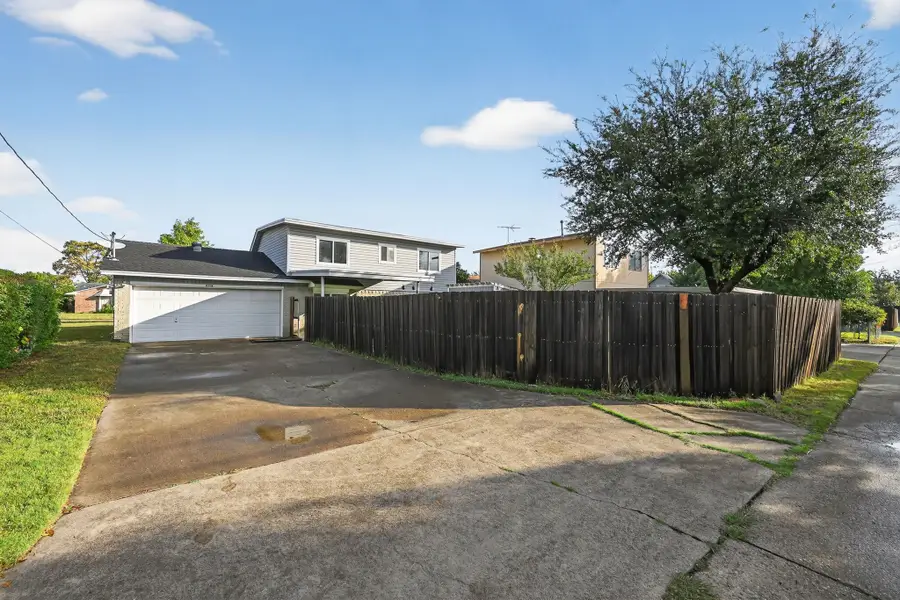 4118 Burning Tree Lane, Garland, TX 75042 - Image #2