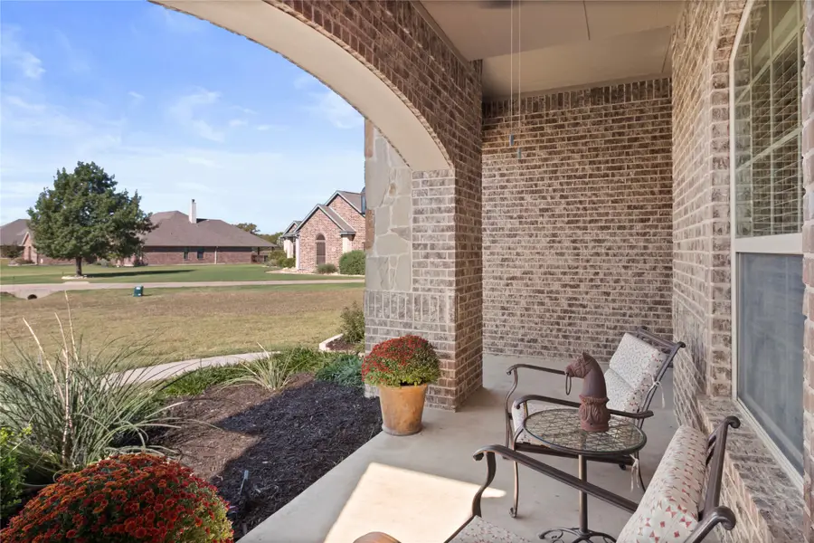 5501 Littlefield Drive, Justin, TX 76247 - Image #2