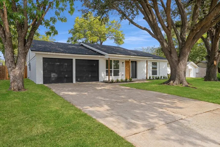 214 Santa Cruz Court, Grand Prairie, TX 75051 - Image #3
