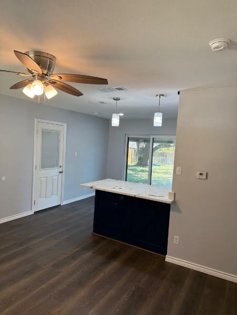 13710 Charcoal Lane, Farmers Branch, TX 75234 - Image #3