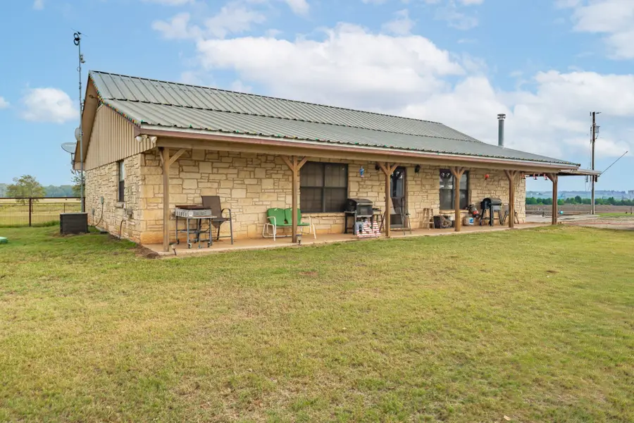 12194 Gholson Road, Waco, TX 76705 - Image #2