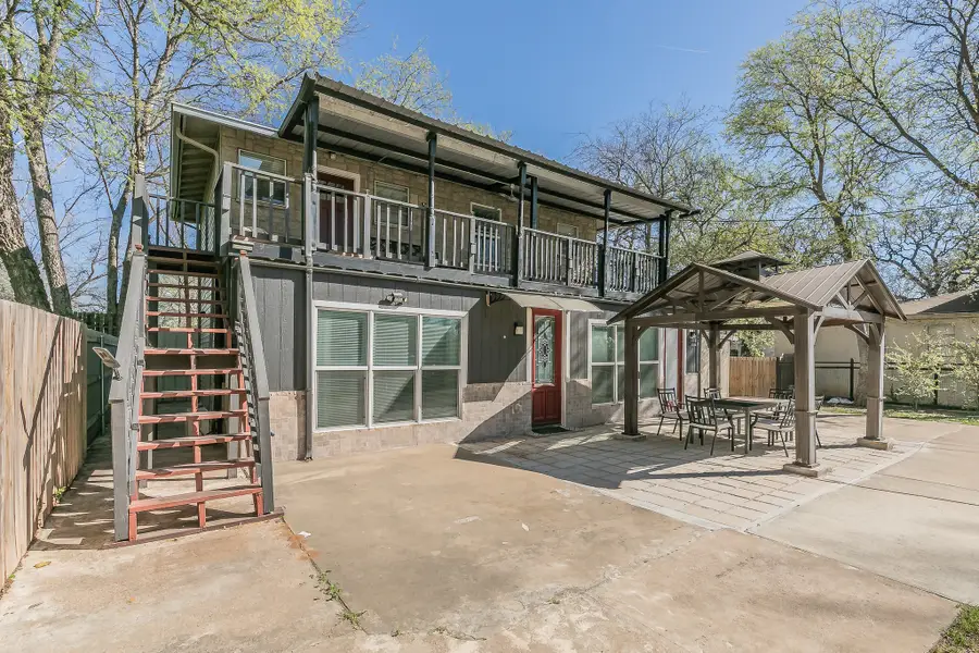 7612 Sommerville Place Road, Fort Worth, TX 76135 - Image #2
