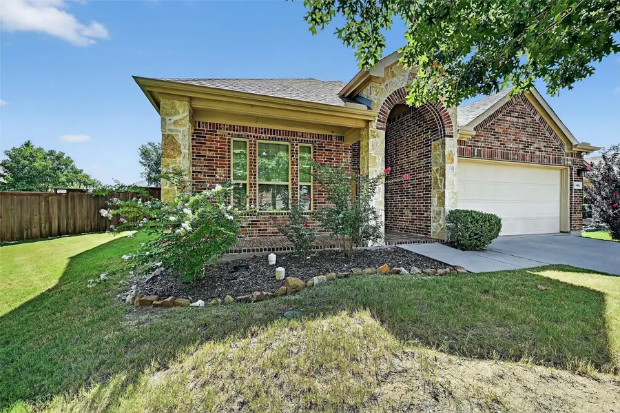 405 Roger Graves Circle, McKinney, TX 75072 - Image #3