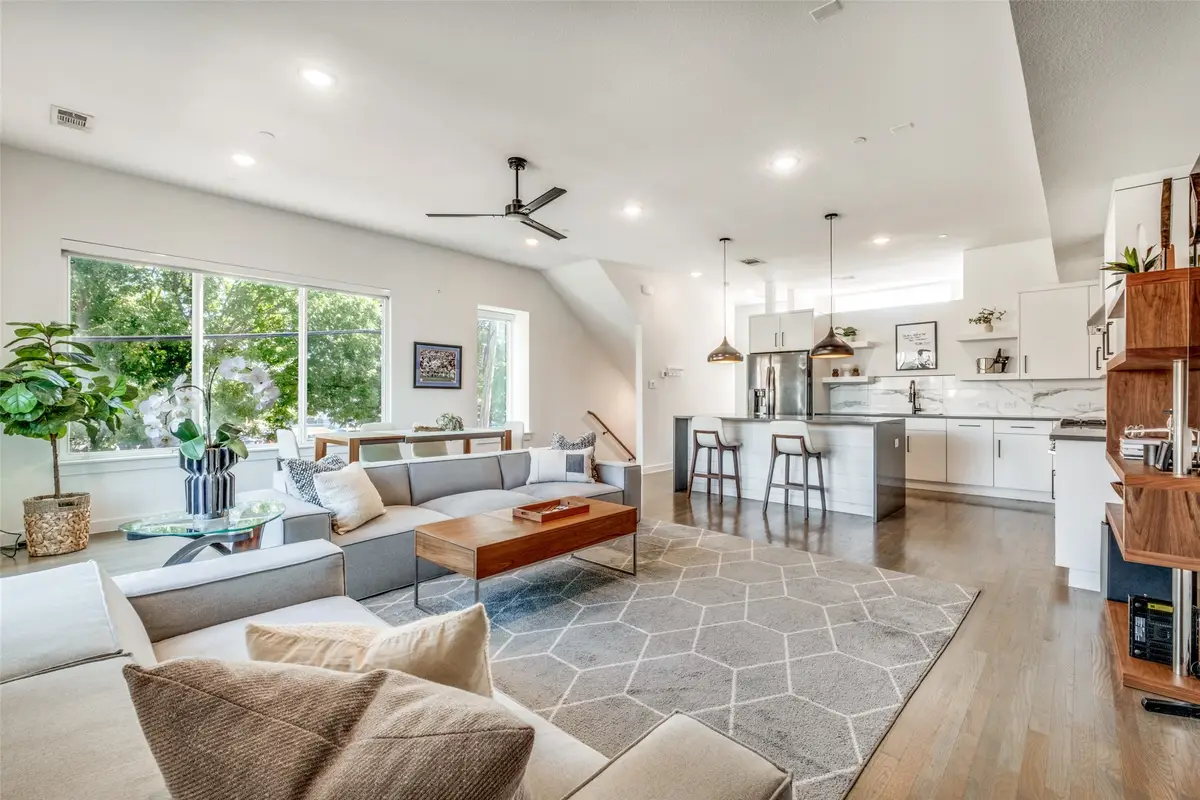 1901 N Carroll Avenue #105, Dallas, TX 75204 - Image #1