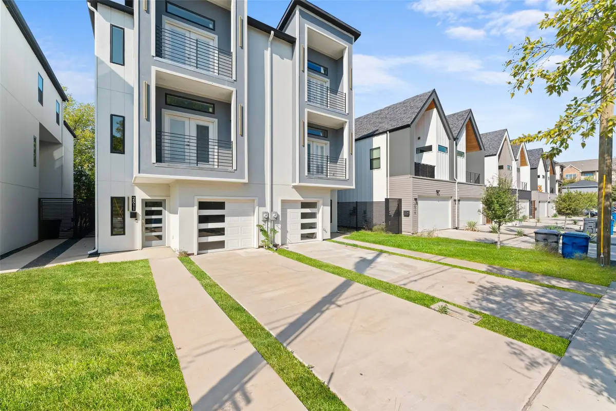 2511 Crossman Avenue, Dallas, TX 75212 - Image #1