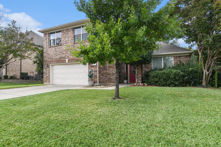 521 Austin Oaks Drive, Grapevine, TX 76051 - Image #2