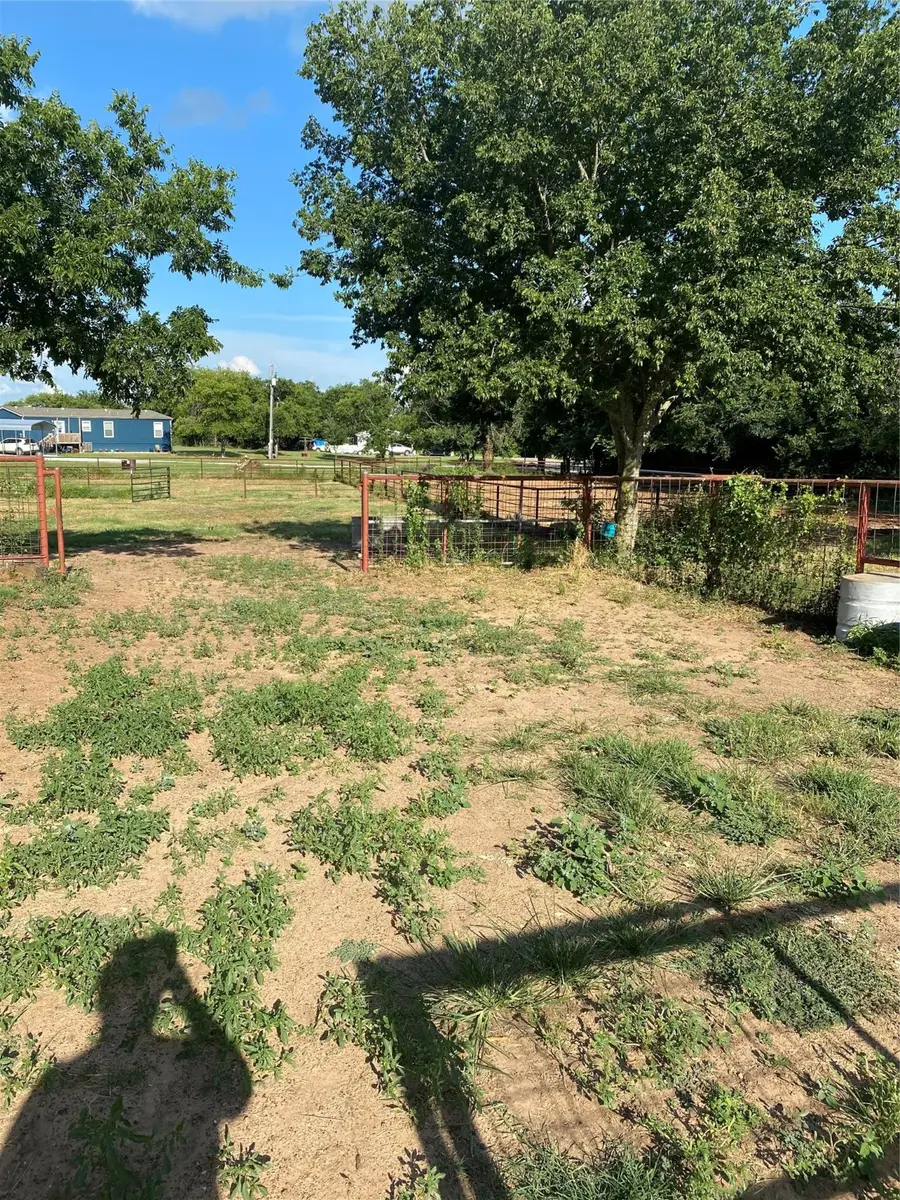 3704 County Road 801, Cleburne, TX 76031 - Image #2