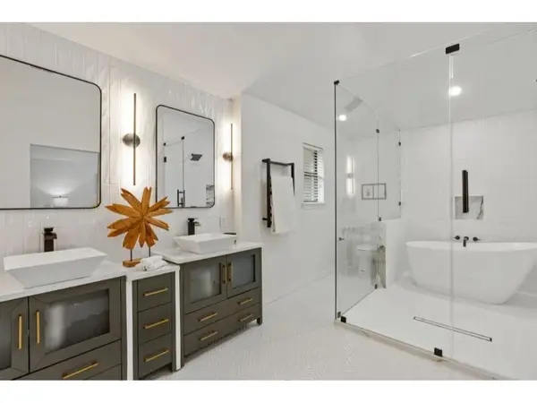 4364 Carolina Street, Grand Prairie, TX 75052