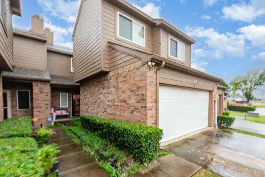 810 Saint Andrews Court, Garland, TX 75043 - Image #3