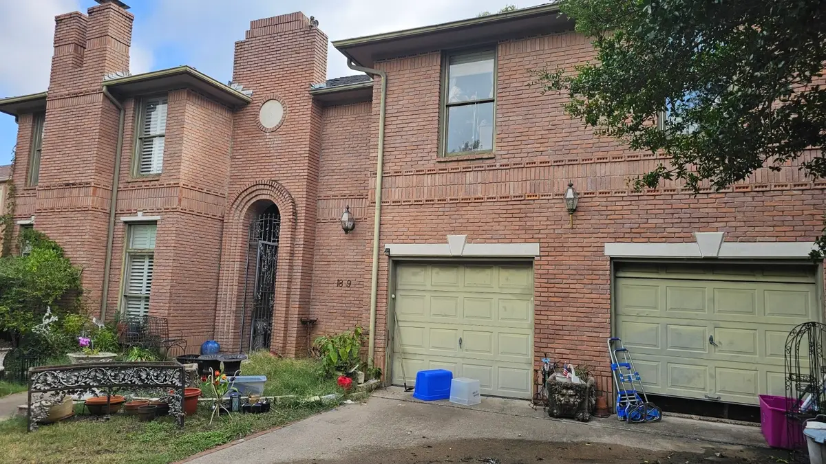 1809 Burton Hill Road, Fort Worth, TX 76107 - Image #1