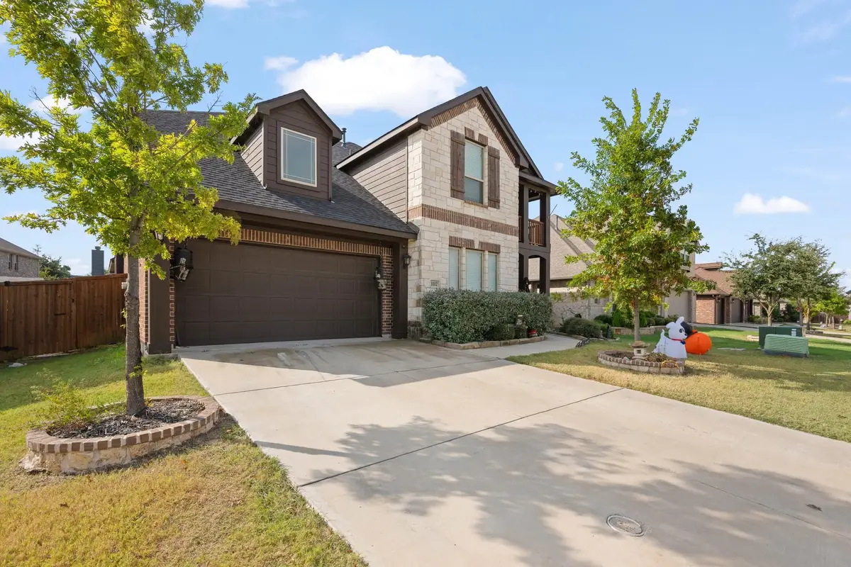 1112 Bear Oak Drive, Burleson, TX 76028 - Image #1