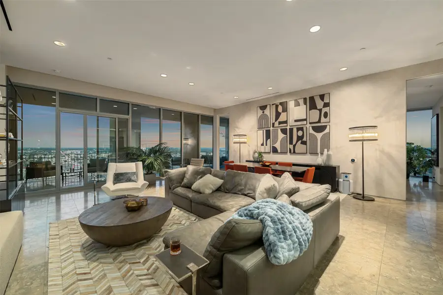 1717 Arts Plaza #2202, Dallas, TX 75201 - Image #3