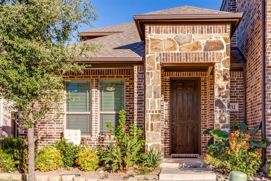 6712 Farsight Drive, Fort Worth, TX 76179 - Image #3