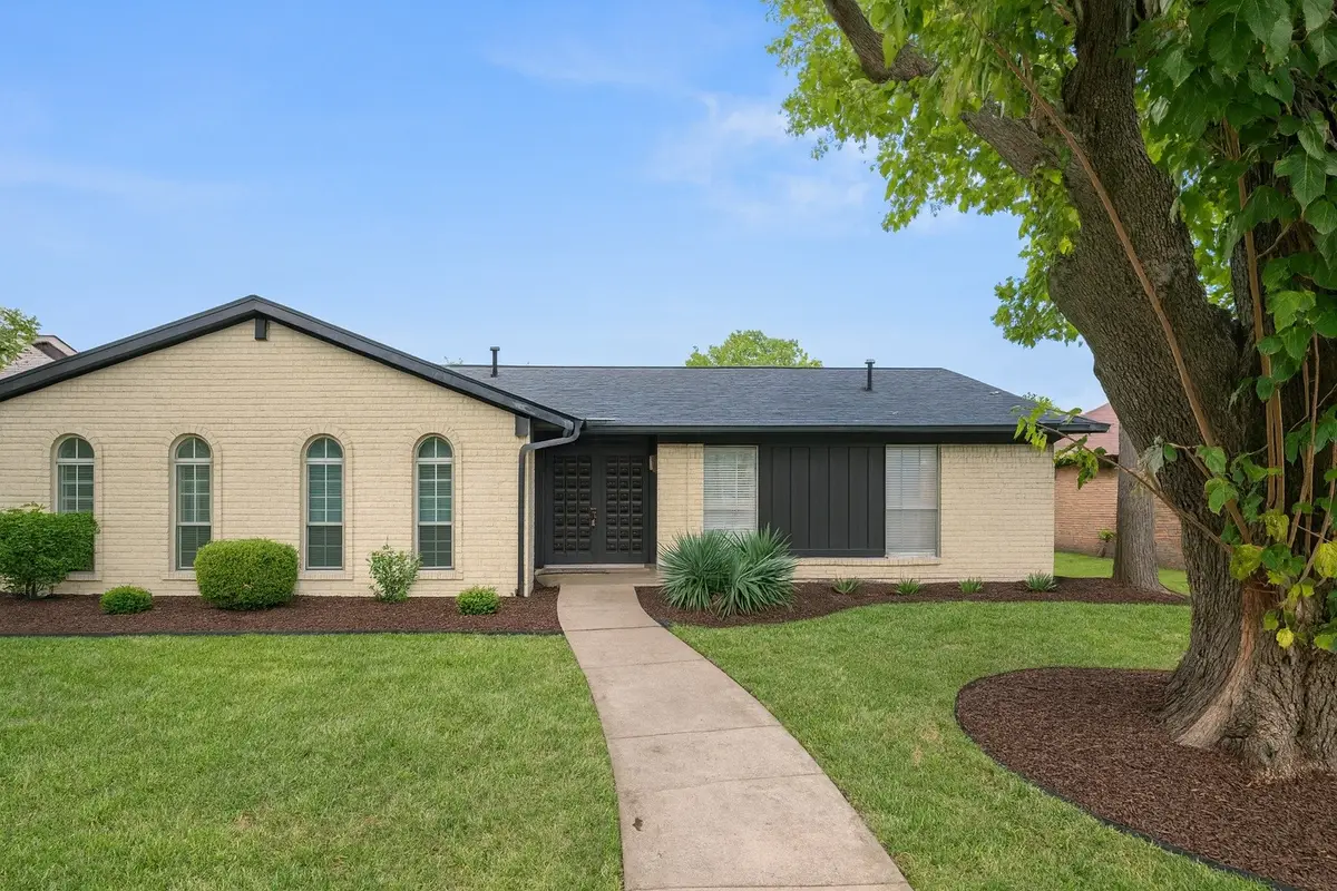 2813 Raintree Drive, Plano, TX 75074 - Image #1