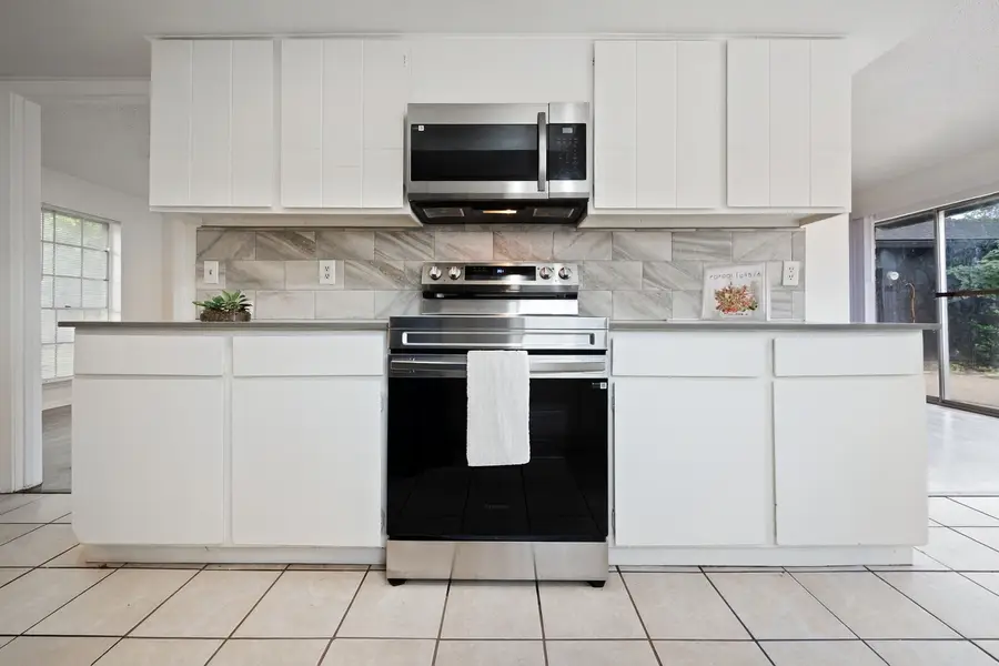 2813 Raintree Drive, Plano, TX 75074 - Image #3