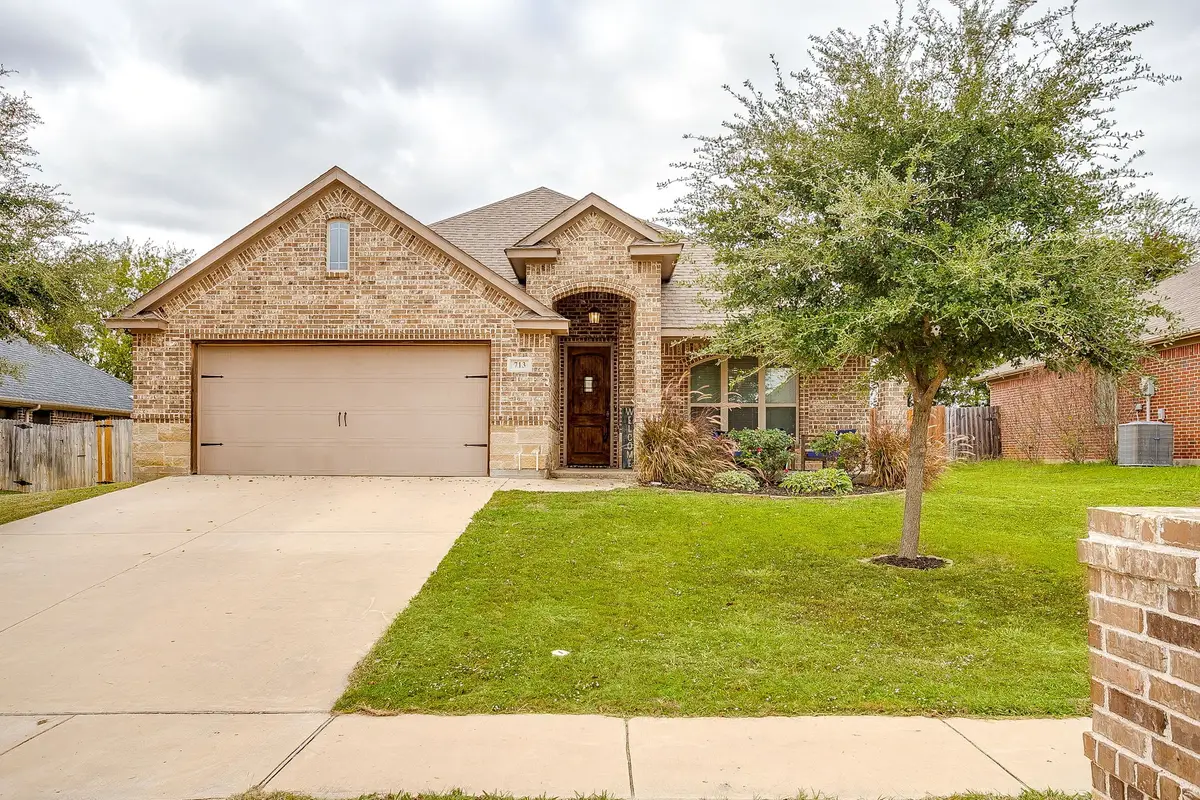 713 Brandt Street, Grandview, TX 76050 - Image #1