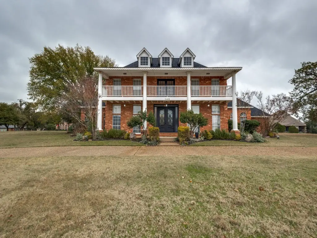140 Twin Lakes Drive, Double Oak, TX 75077 - Image #1
