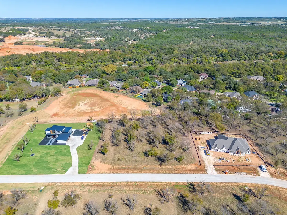 1148 E Landings N, Granbury, TX 76049 - Image #1