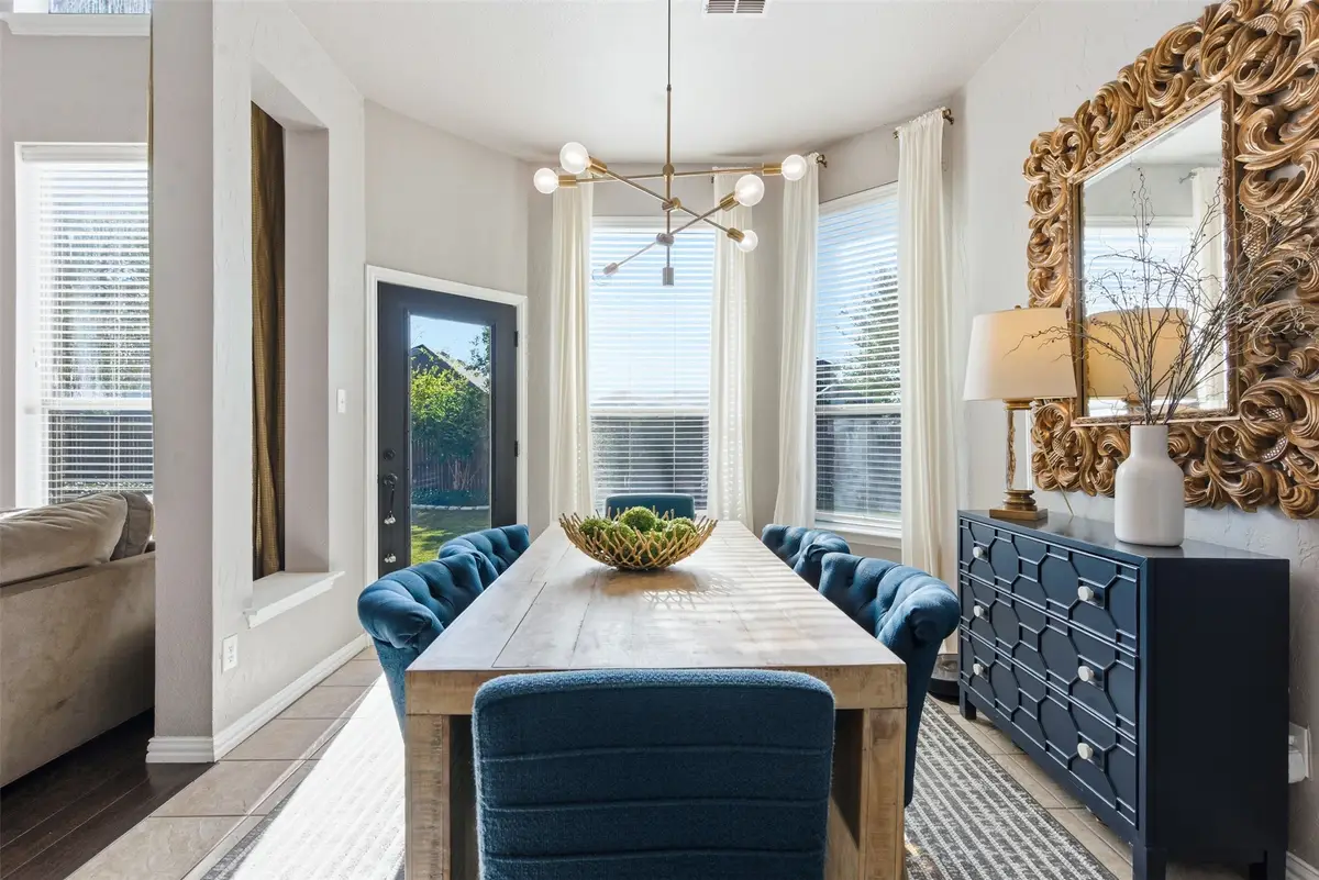 2537 Clearlake Drive, Grand Prairie, TX 75054 - Image #1