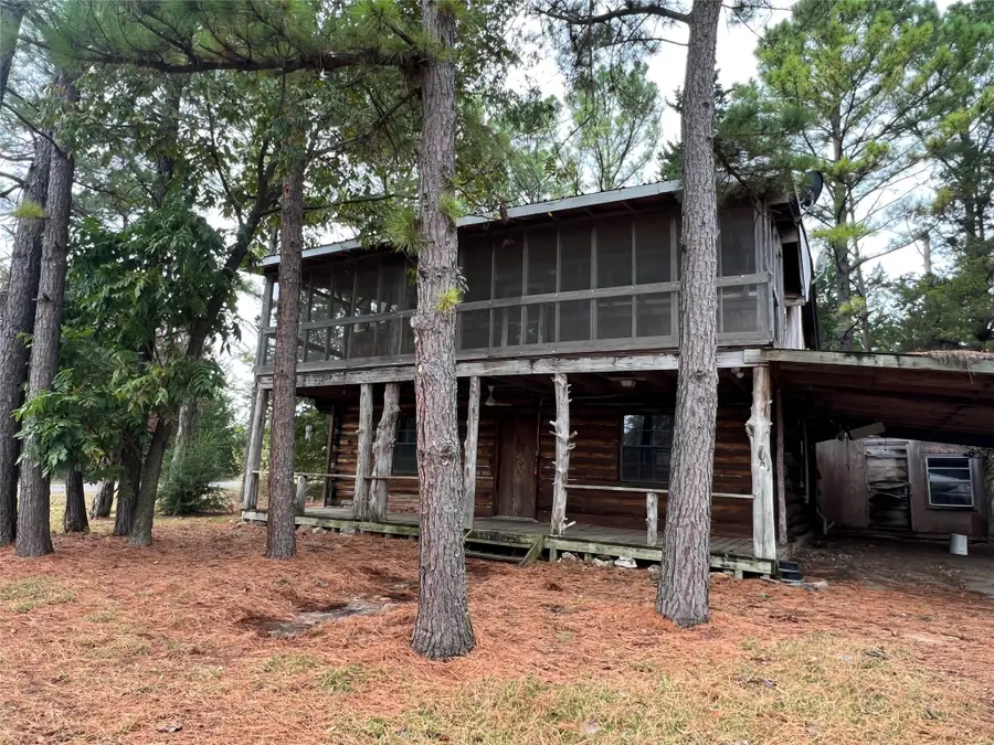 221 Clayton Drive, Pottsboro, TX 75076 - Image #2