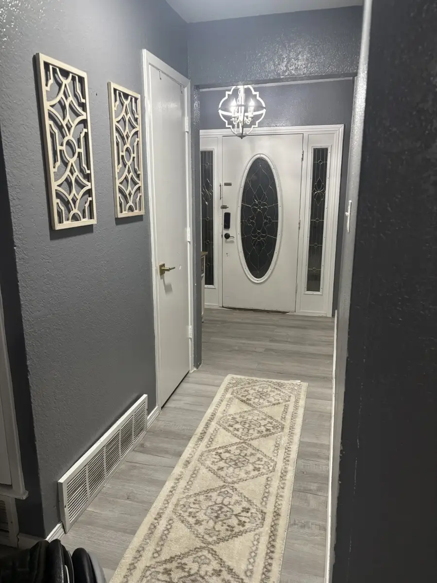 6320 Rebecca Lane, Watauga, TX 76148 - Image #2