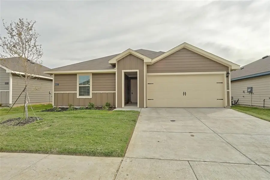 6517 Waterfall Lane, Princeton, TX 75407 - Image #2