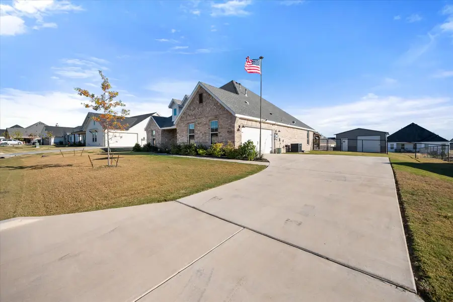 9533 Wildcat Ridge, Godley, TX 76044 - Image #3