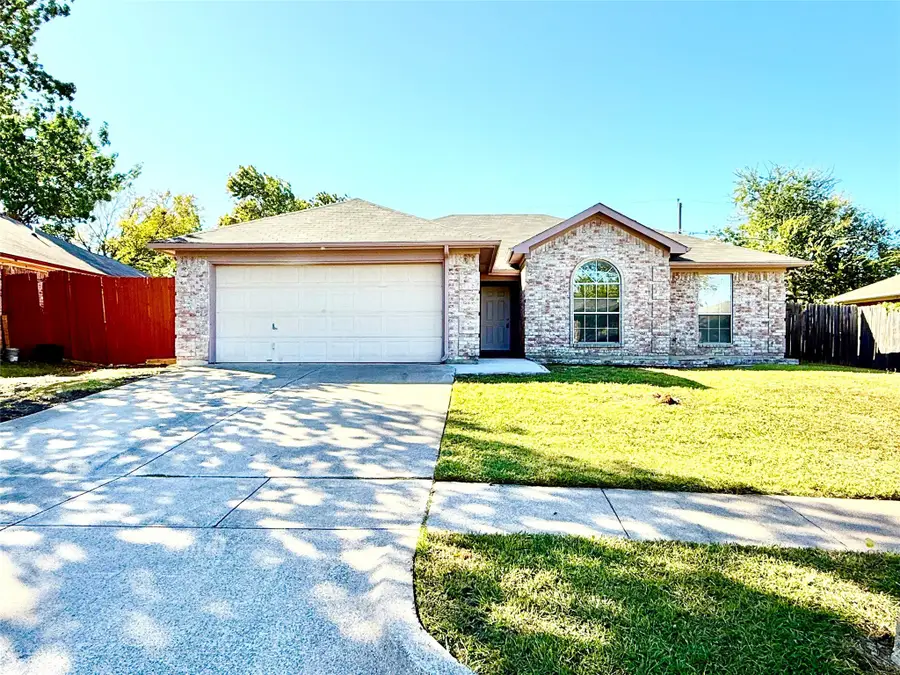 6716 Valley Branch Drive, Arlington, TX 76001 - Image #2