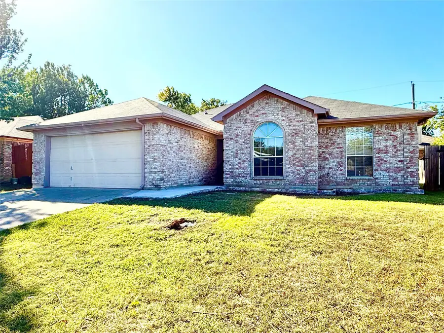 6716 Valley Branch Drive, Arlington, TX 76001 - Image #3