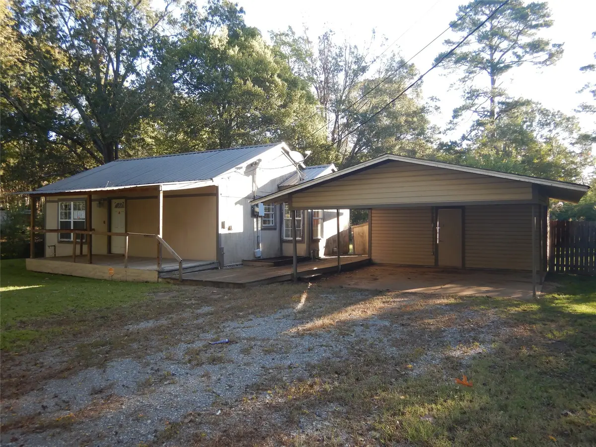 910 Lee Street, Benton, LA 71006 - Image #1