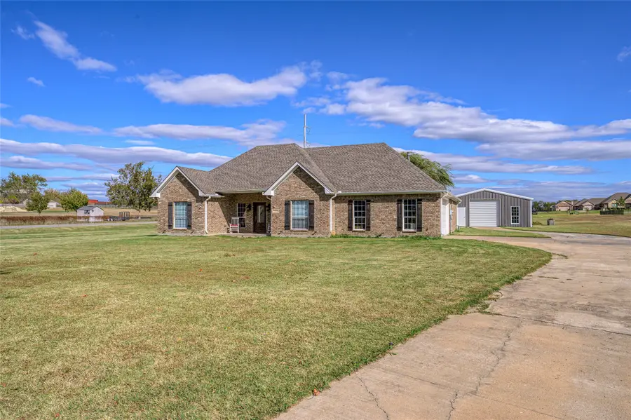 10264 Farmington Road, Van Alstyne, TX 75495 - Image #2