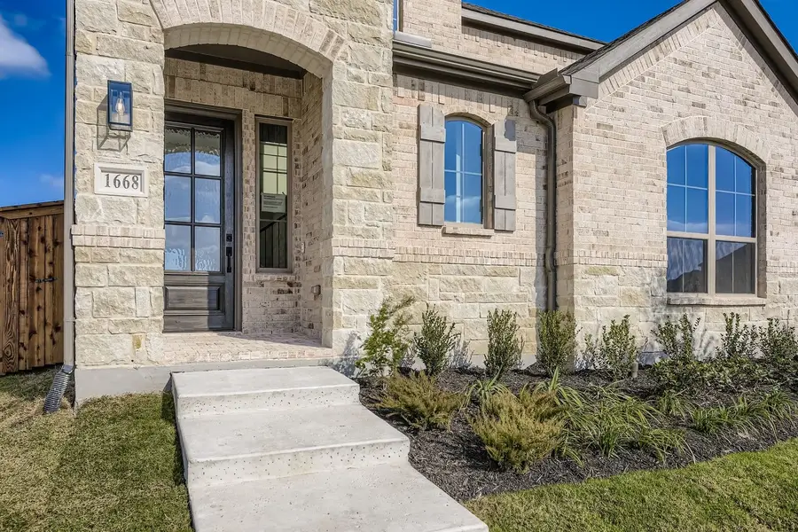 1668 Cornwall Avenue, Fort Worth, TX 76052 - Image #3