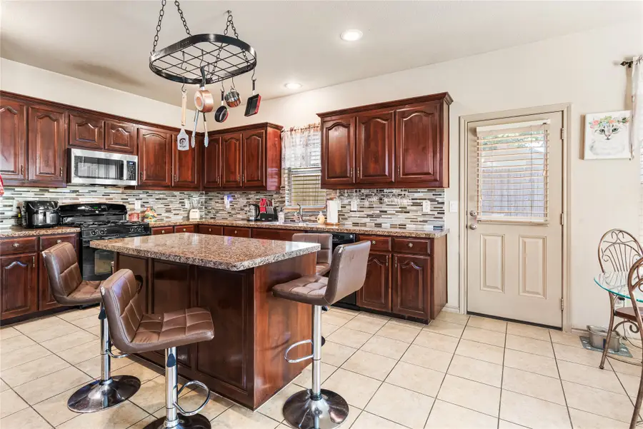 3109 Pecan Tree Drive, Denton, TX 76210 - Image #3