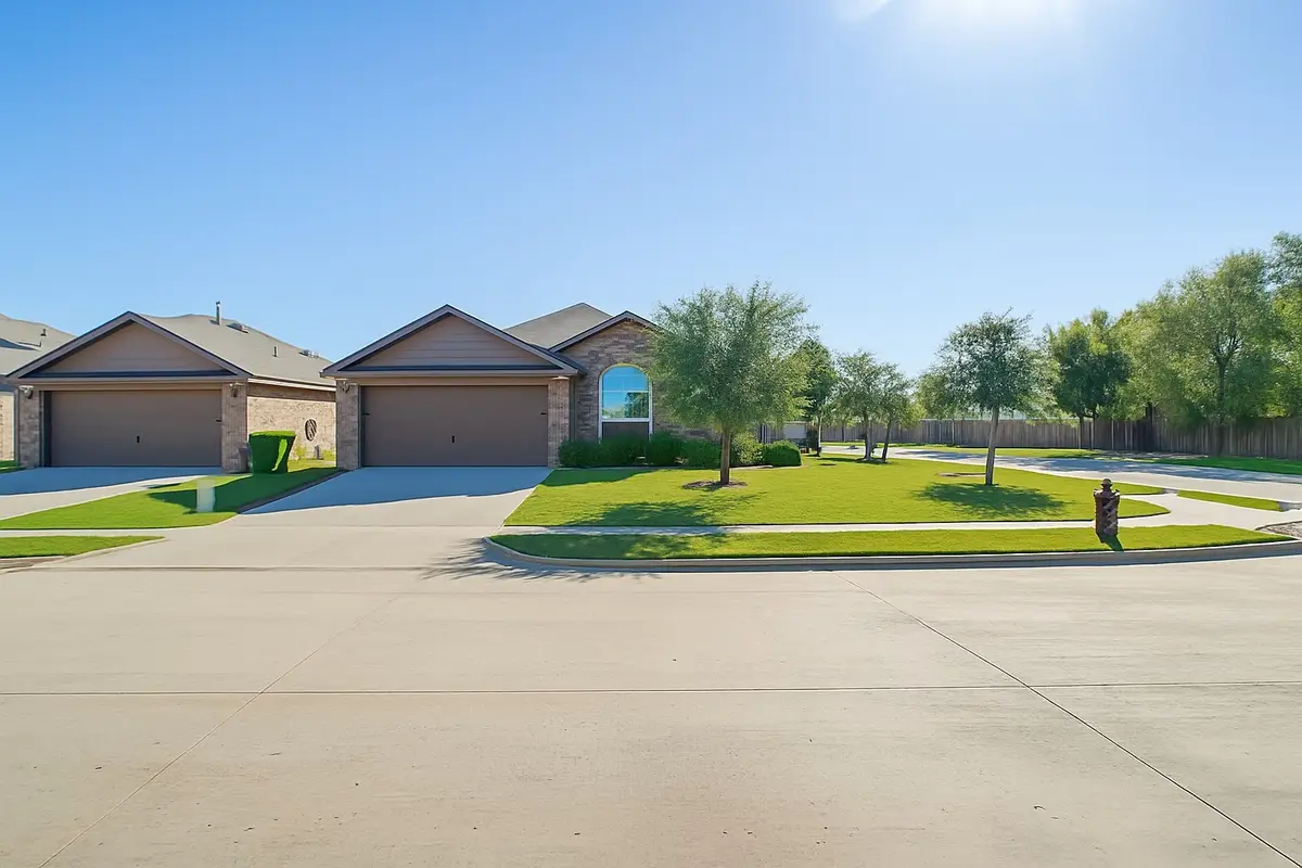 700 Rutherford Drive, Crowley, TX 76036 - Image #1