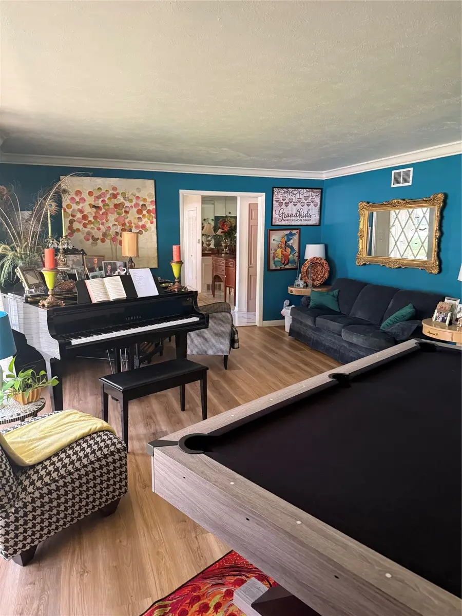 1650 Azteca Drive, Fort Worth, TX 76112 - Image #2