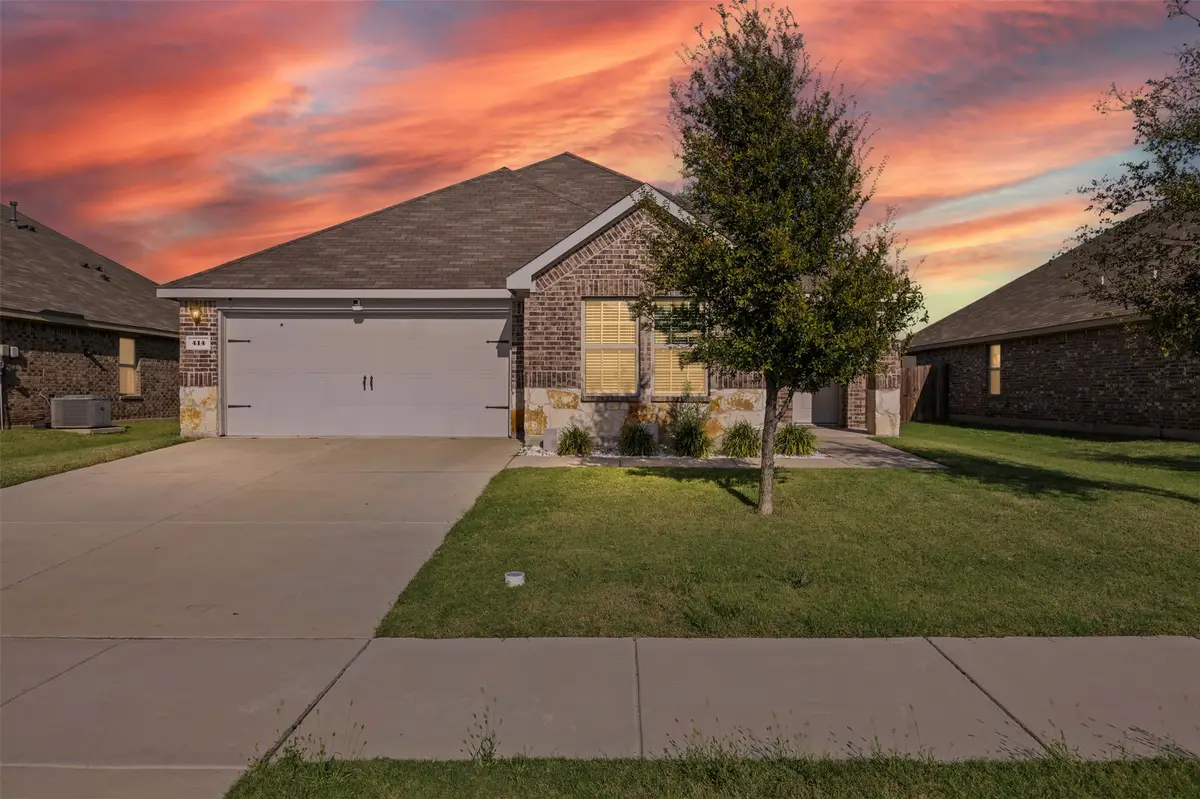 414 War Emblem Lane, Waxahachie, TX 75165 - Image #1