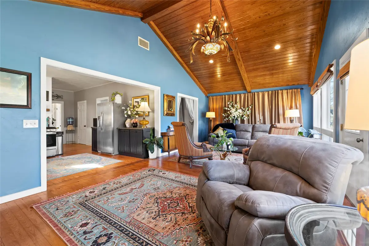 108 N Posard, Troup, TX 75789 - Image #1