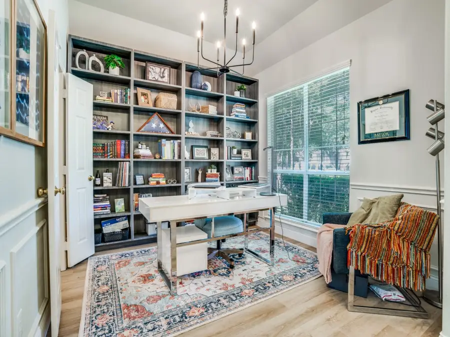 4661 Hearthstone Drive, Frisco, TX 75034 - Image #2