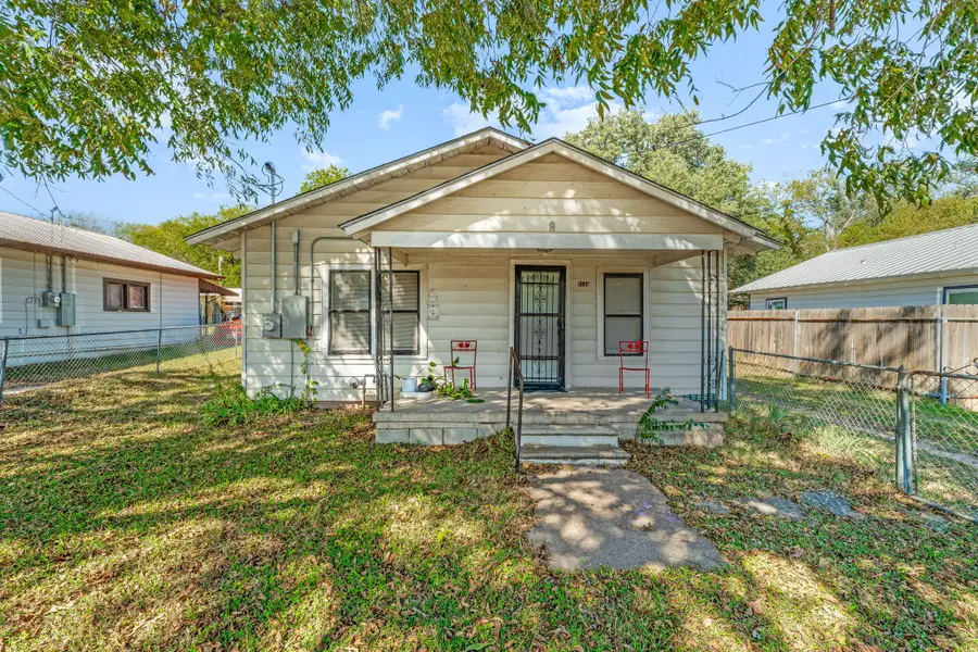 1115 E Pearl Street, Stephenville, TX 76401 - Image #2