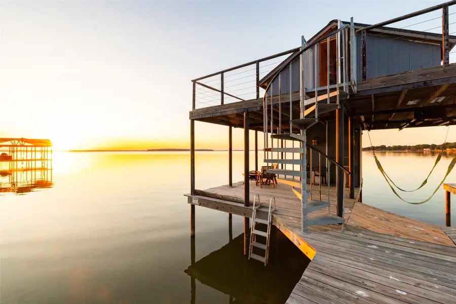 1538 Shoreline Drive, Cedar Creek Lake, TX 75143 - Image #2