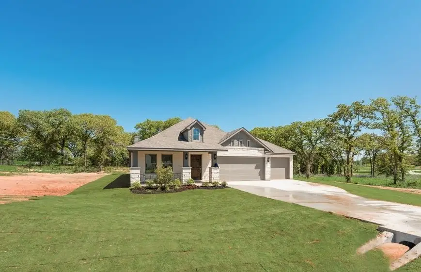 128 Loveta Lane, Boyd, TX 76023 - Image #1